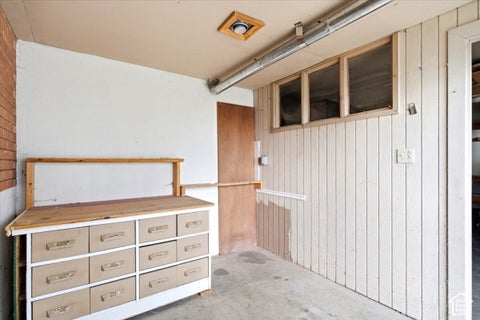 Tiny photo for 806 S 850 E, Bountiful, UT 84010 (MLS # 2188219)