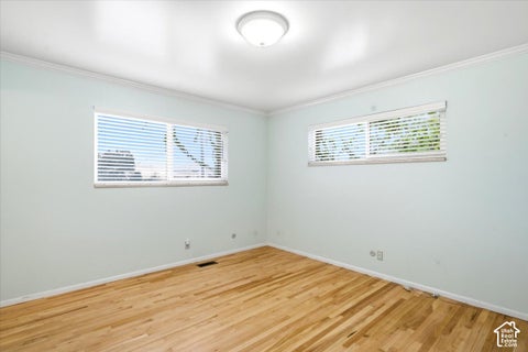 Tiny photo for 806 S 850 E, Bountiful, UT 84010 (MLS # 2188219)