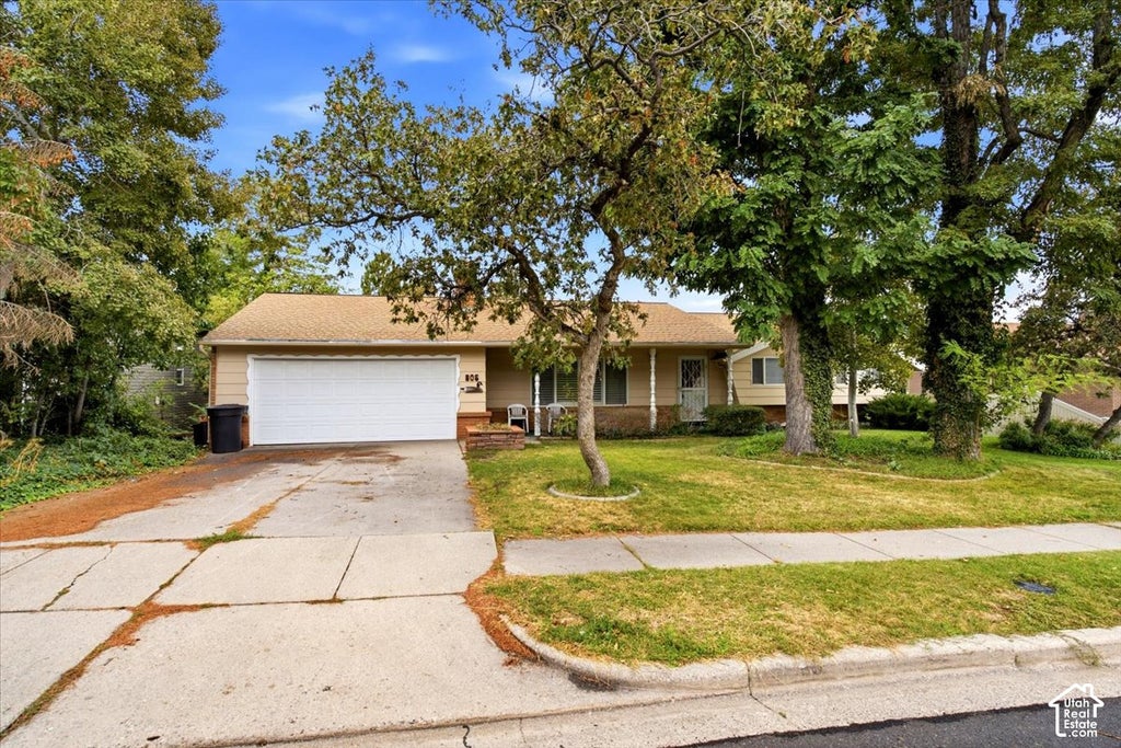 Photo of 806 S 850 E, Bountiful, UT 84010 (MLS # 2188219)