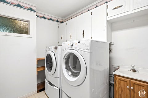 Tiny photo for 806 S 850 E, Bountiful, UT 84010 (MLS # 2188219)