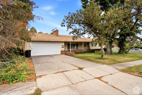 Tiny photo for 806 S 850 E, Bountiful, UT 84010 (MLS # 2188219)