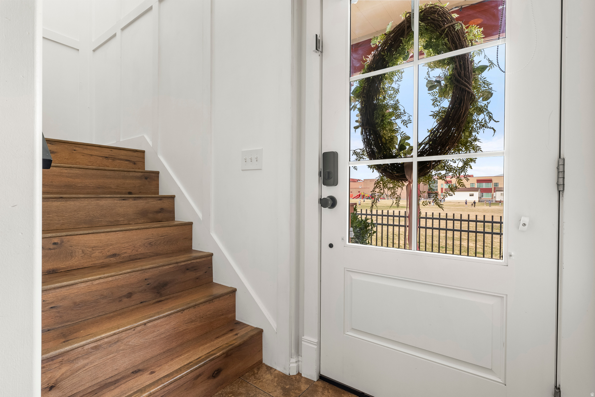 DAYBREAK - Residential