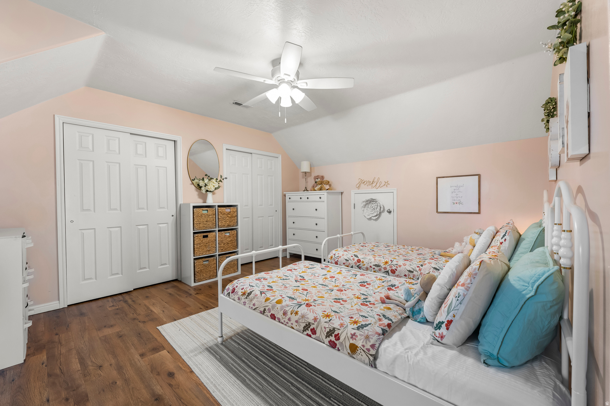 DAYBREAK - Residential