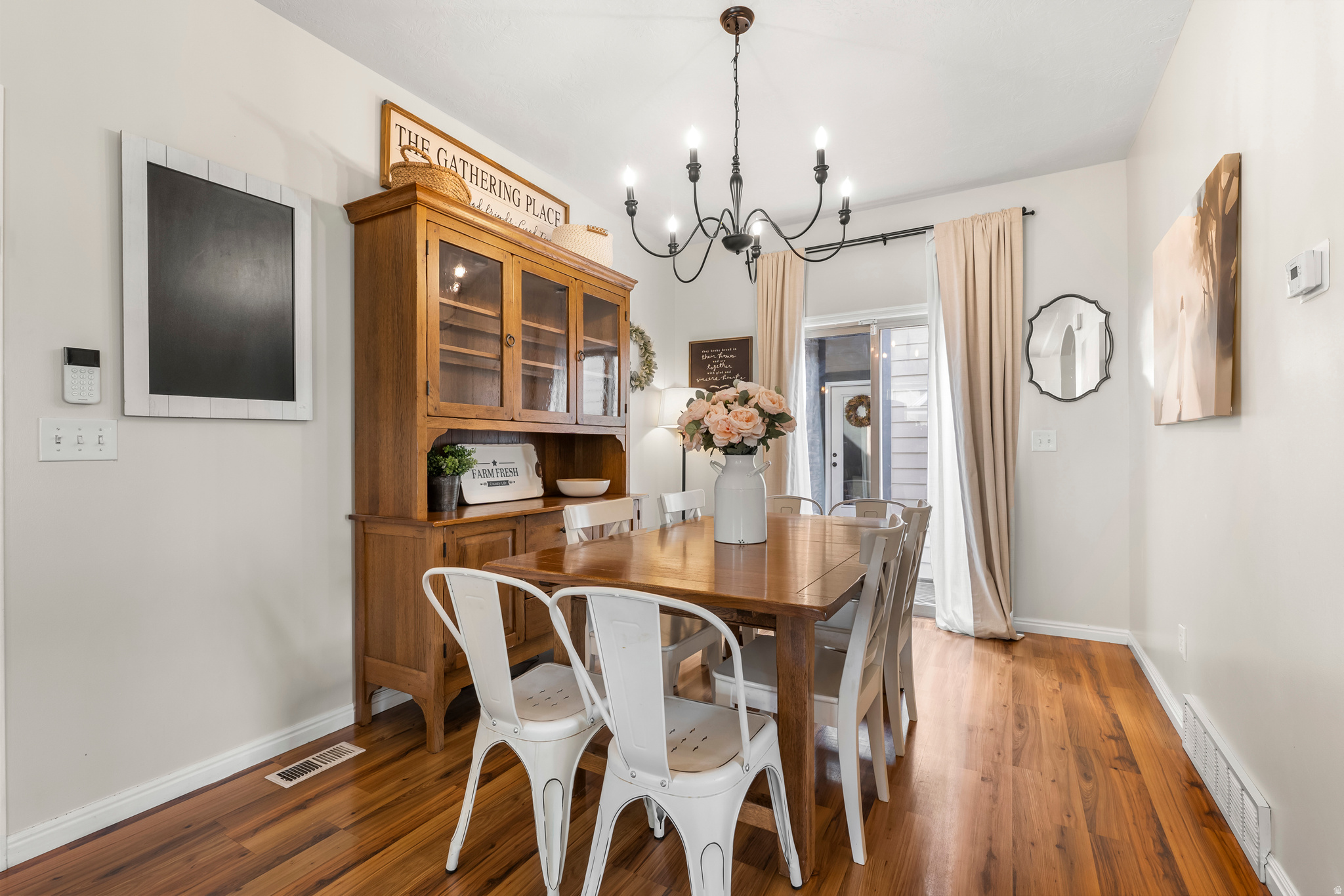 DAYBREAK - Residential