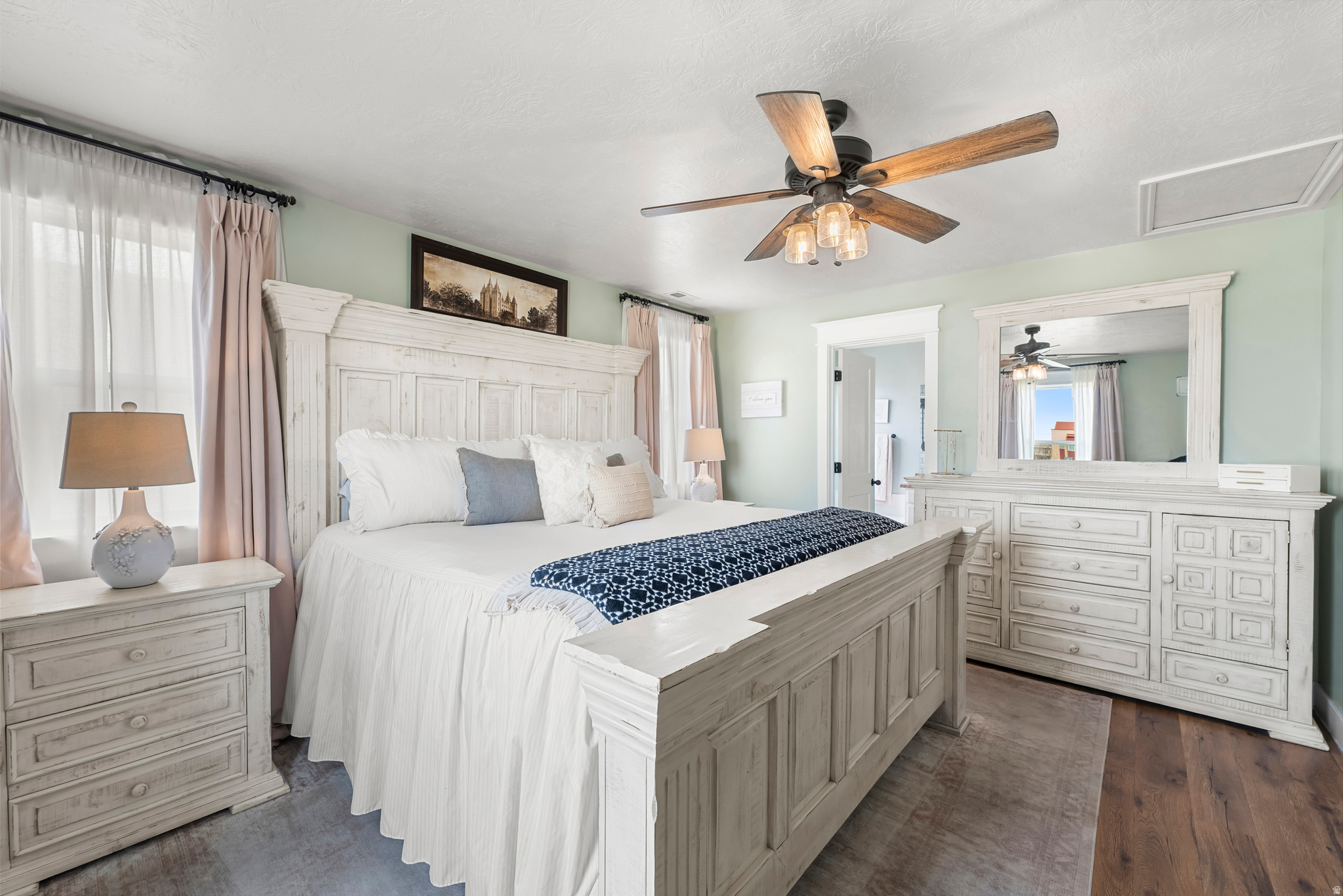 DAYBREAK - Residential