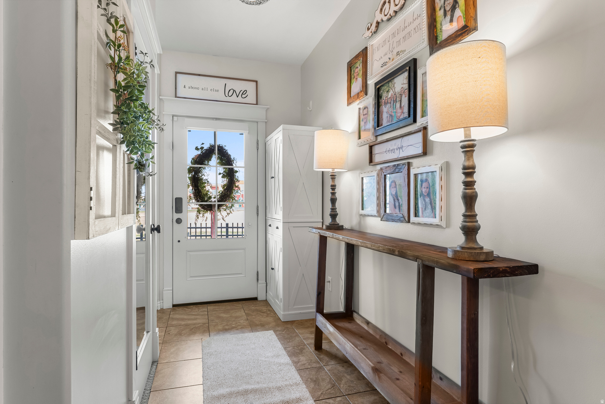 DAYBREAK - Residential