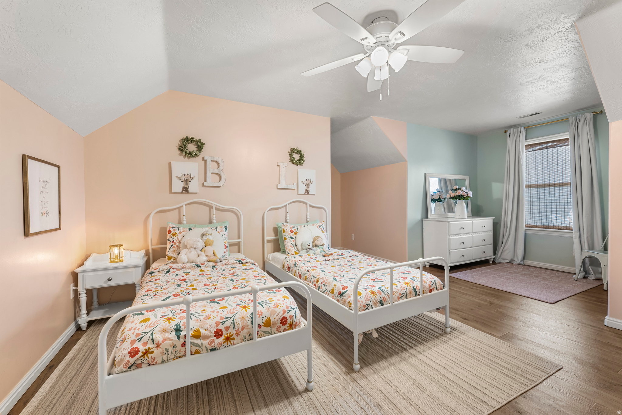 DAYBREAK - Residential