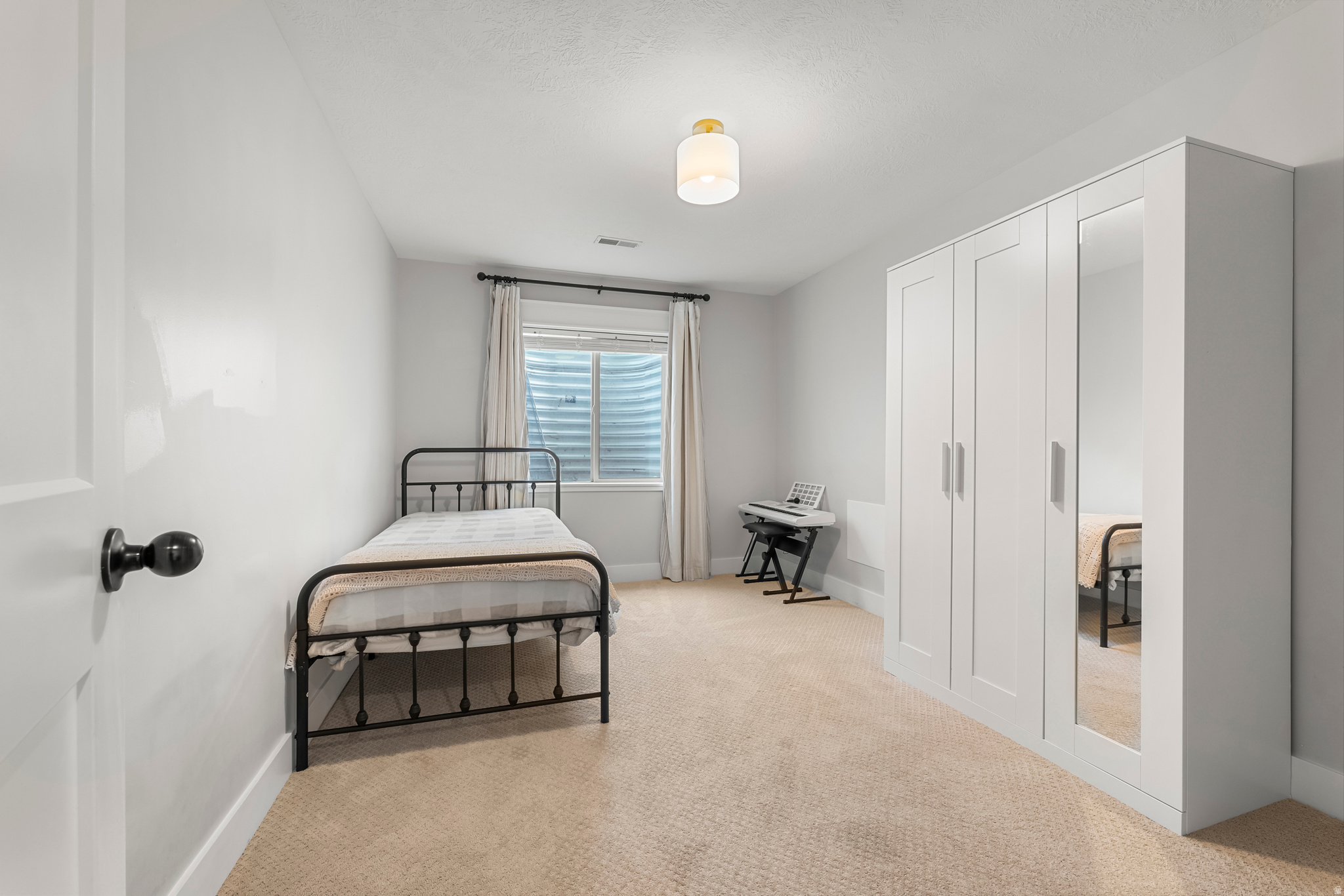 DAYBREAK - Residential