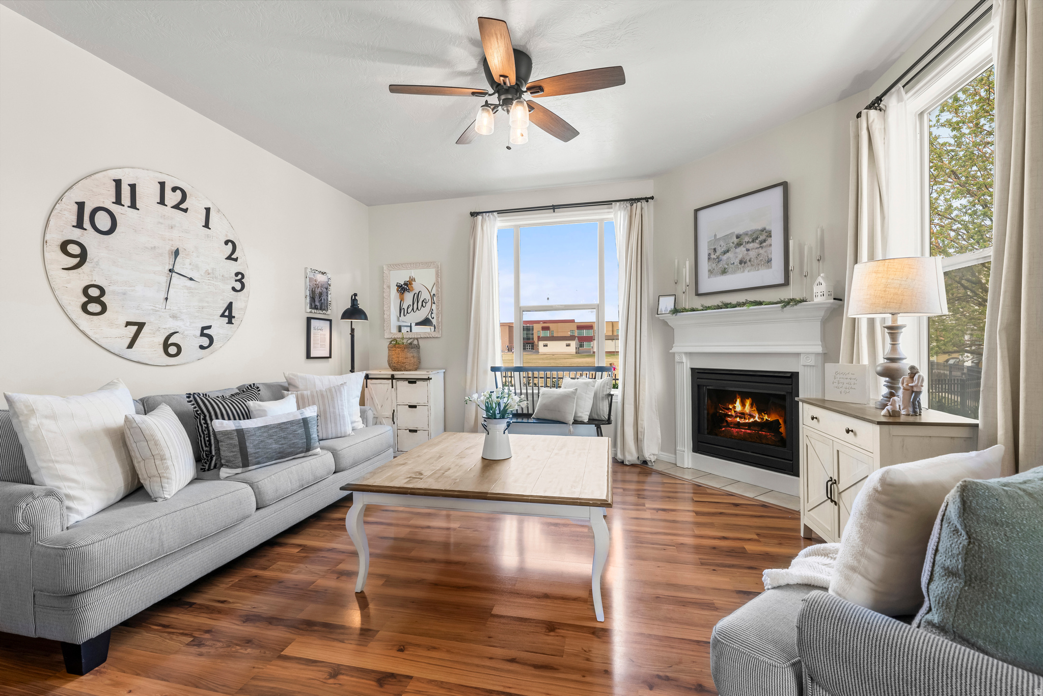 DAYBREAK - Residential