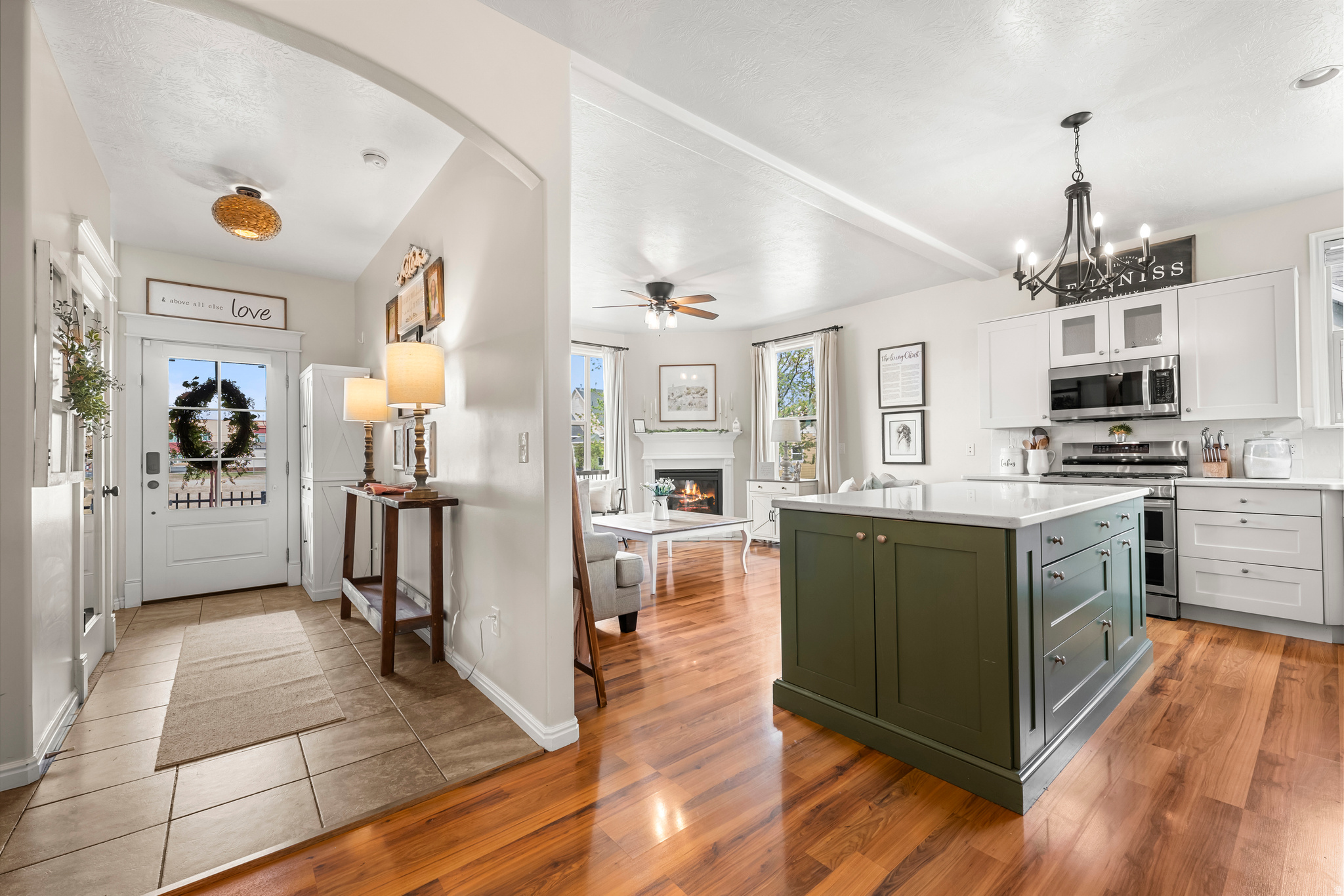 DAYBREAK - Residential