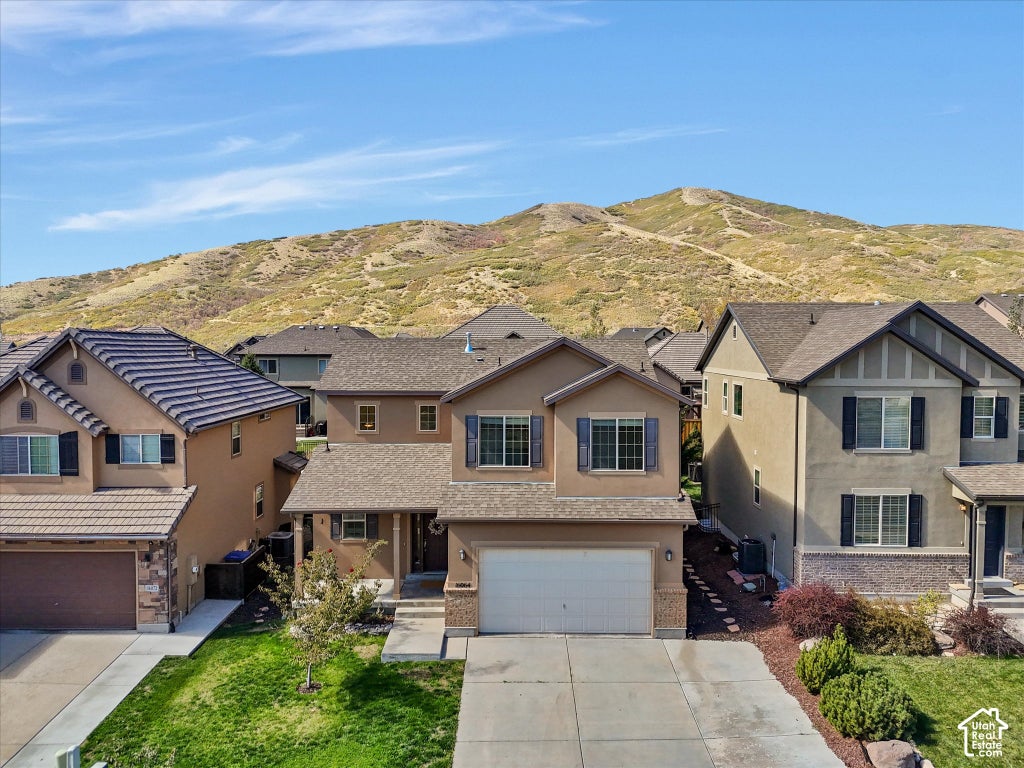 Photo of 16064 S CHIMNEY STONE RD, Draper, UT 84020 (MLS # 2190019)