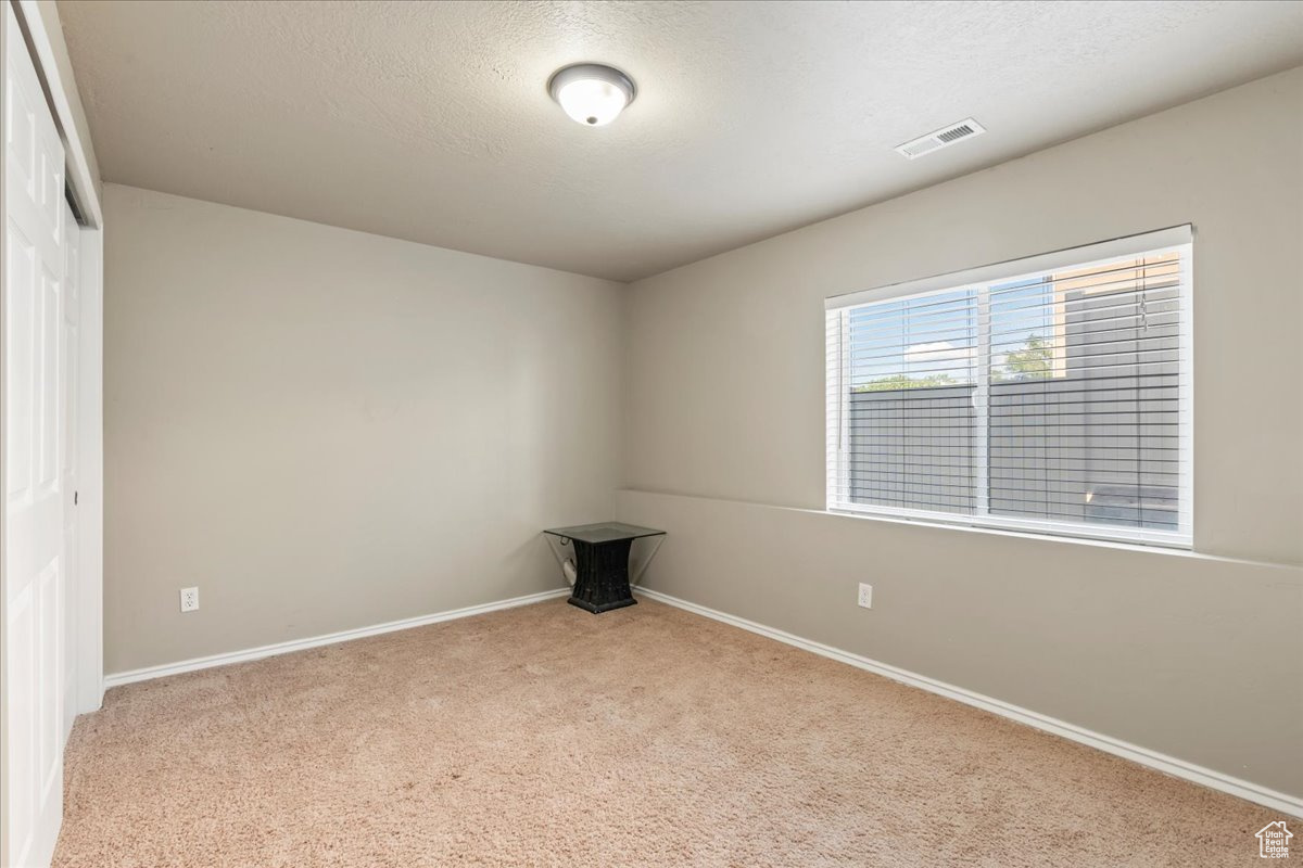 VALLEY FIELDS - Residential