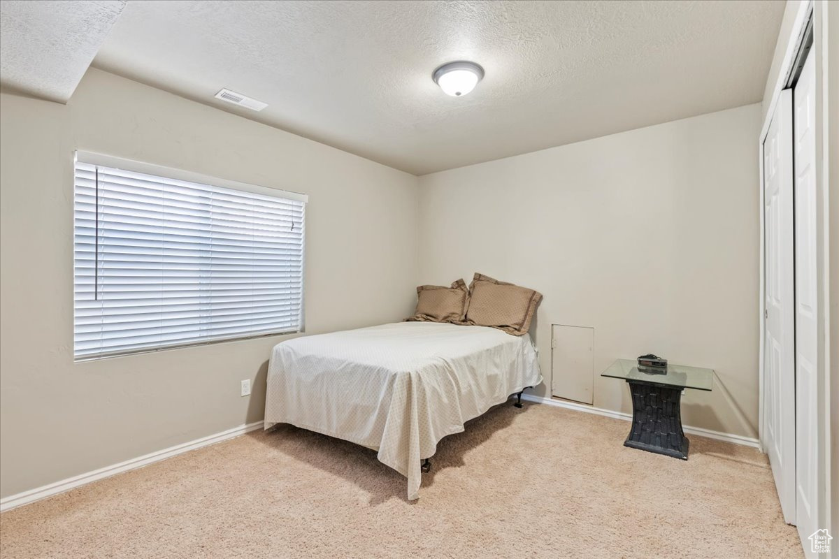 VALLEY FIELDS - Residential
