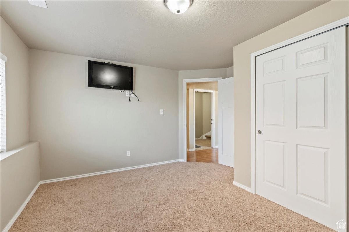 VALLEY FIELDS - Residential