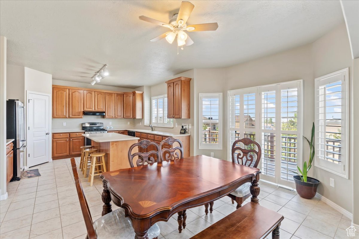 VALLEY FIELDS - Residential