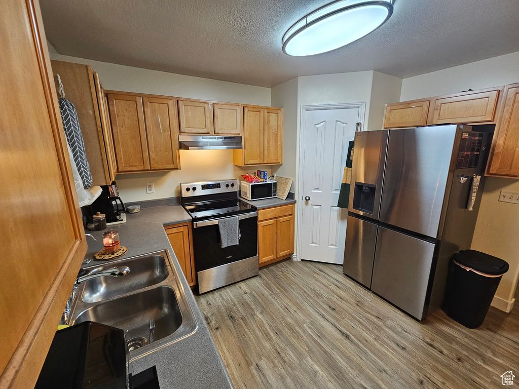 Photo of 844 S NEWMARK DR, Tooele, UT 84074 (MLS # 2119024)