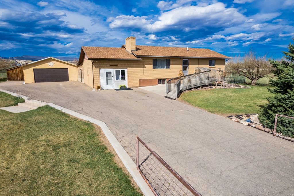 Photo of 3356 W 1000 N, Vernal, UT 84078 (MLS # 2146536)