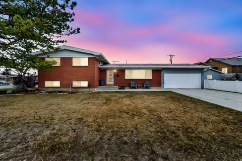 Photo of 487 E 9270 S, Sandy, UT 84070 (MLS # 2139540)