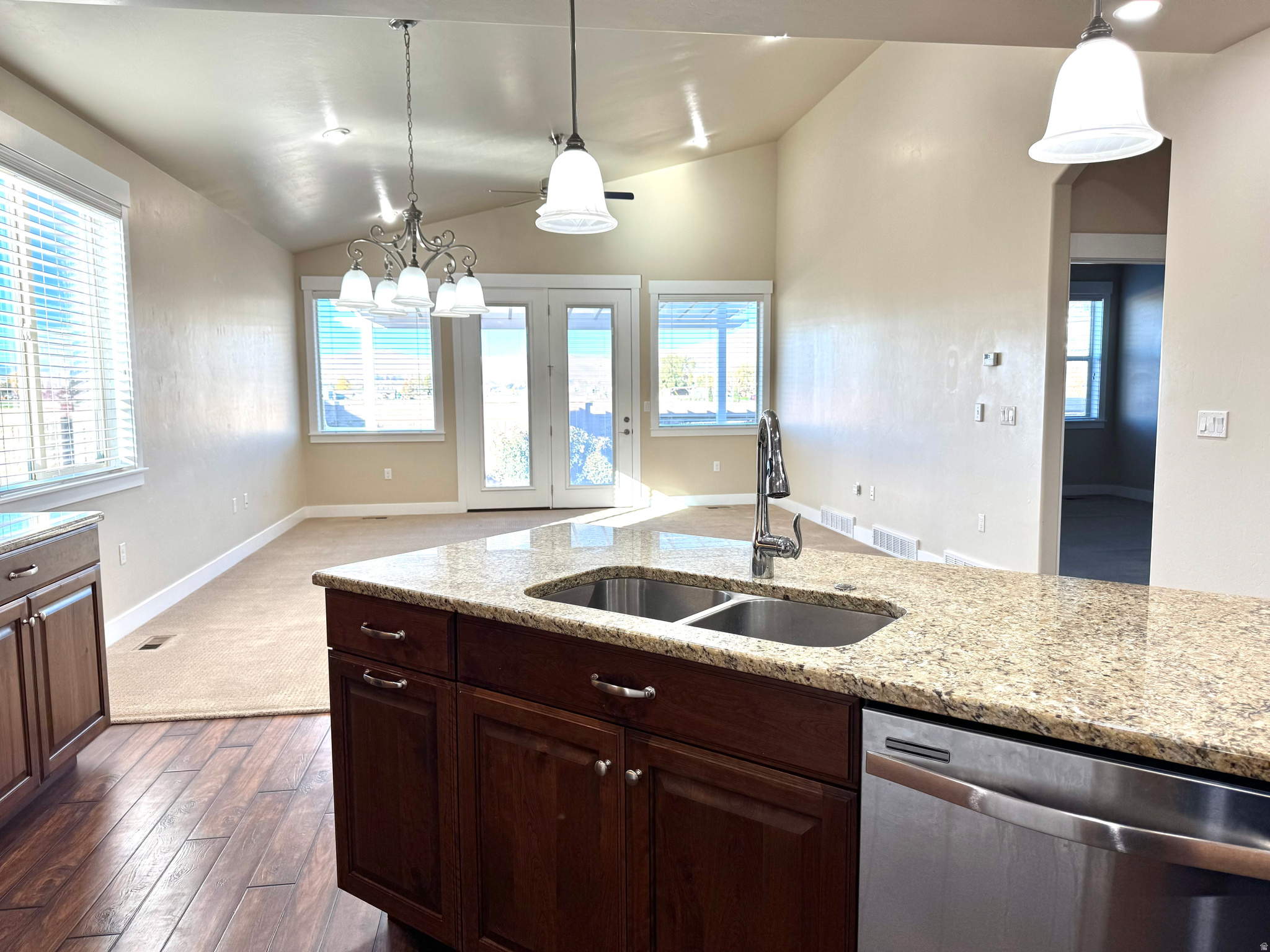 HERITAGE VILLAGE - Residential