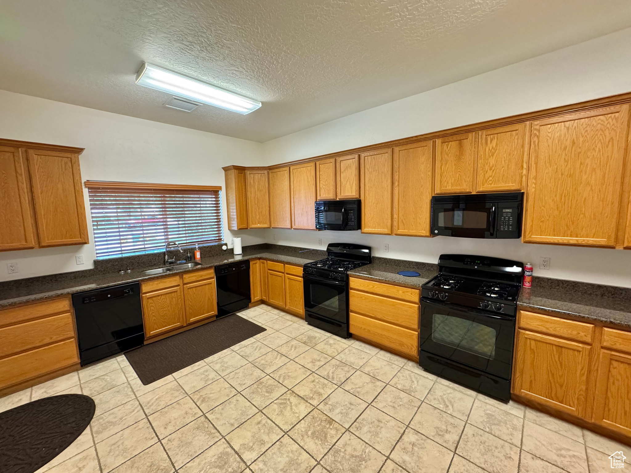 HERITAGE VILLAGE - Residential