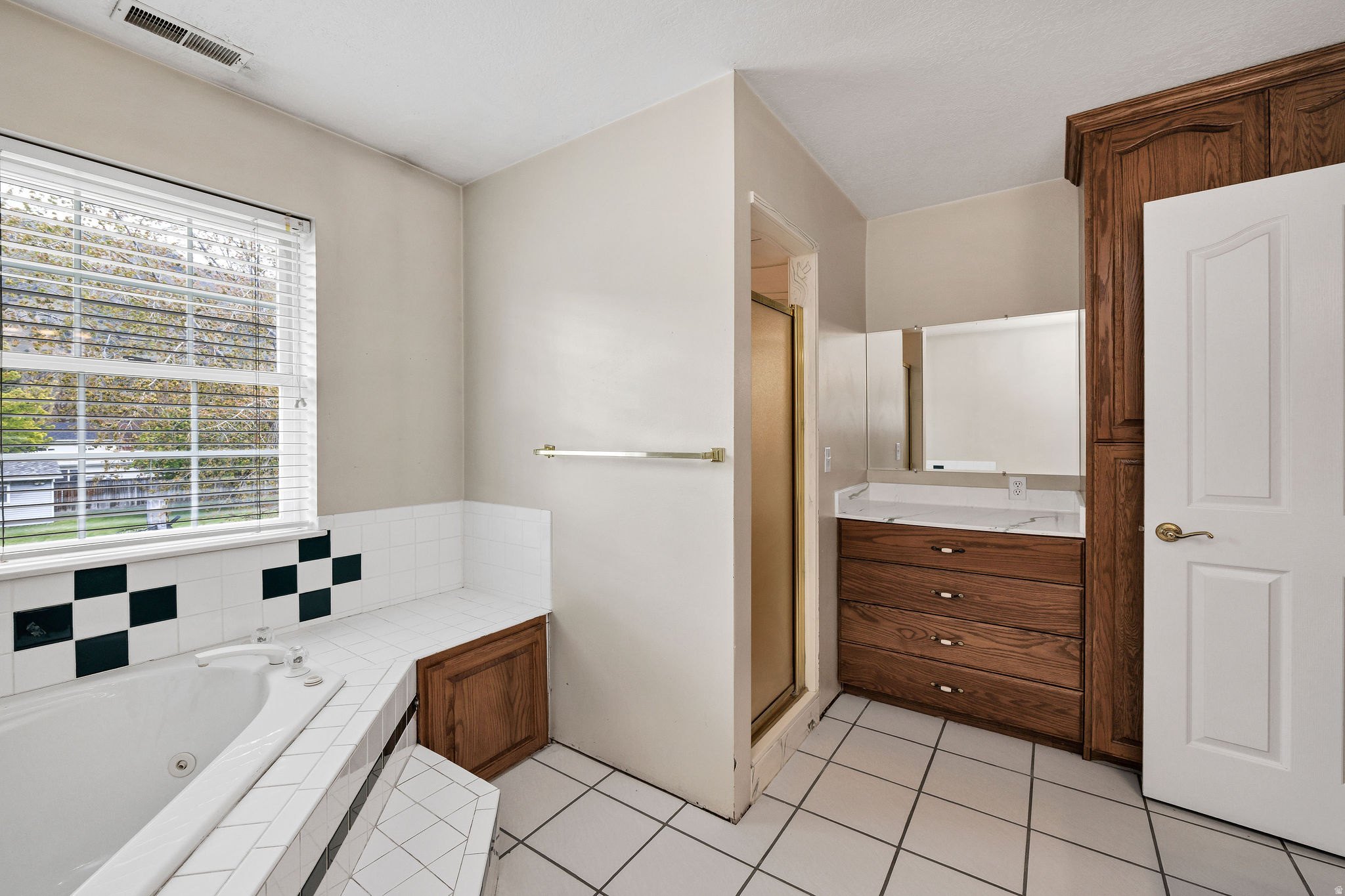 HILLCREST HEIGHTS - Residential