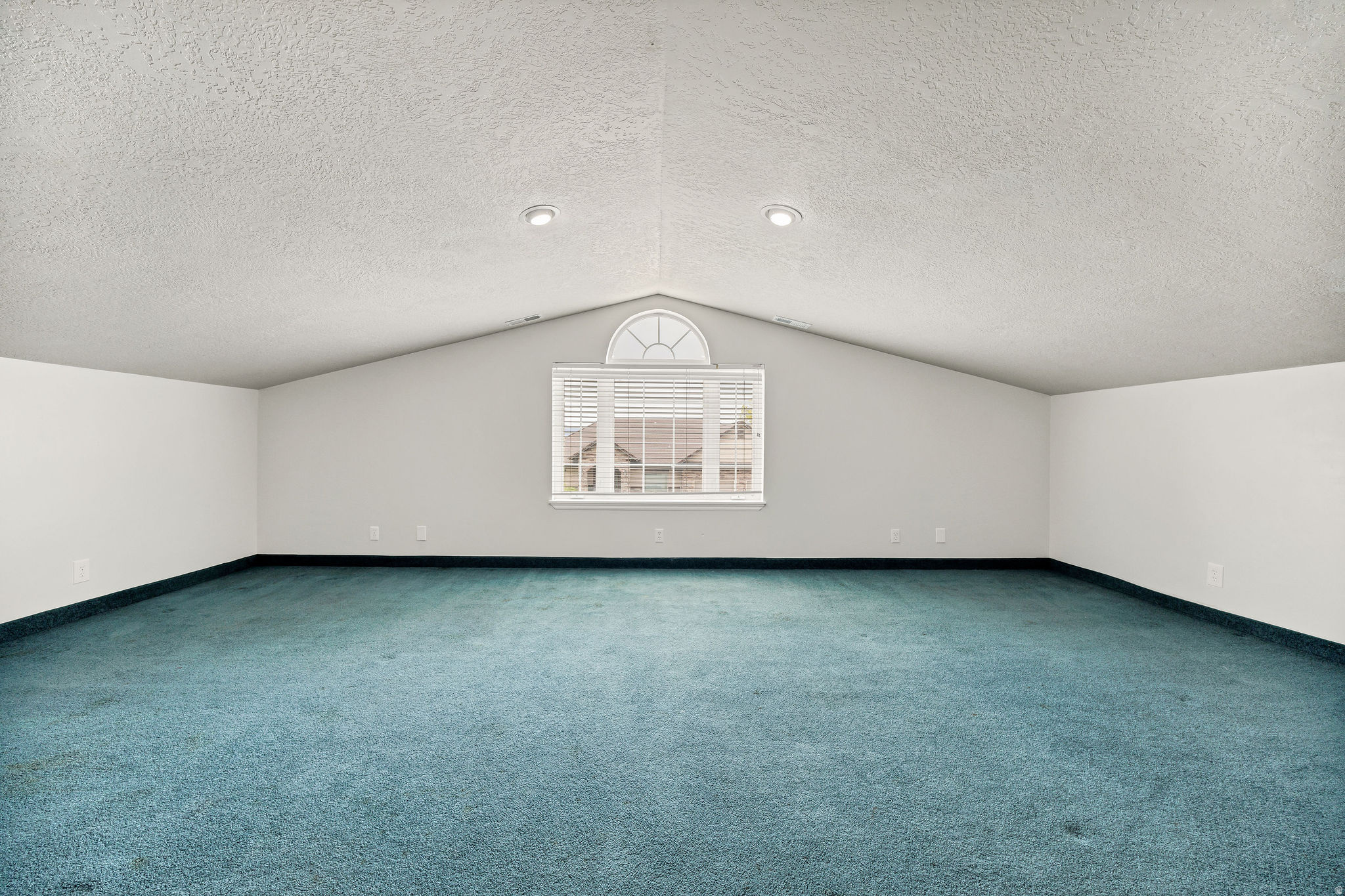 HILLCREST HEIGHTS - Residential
