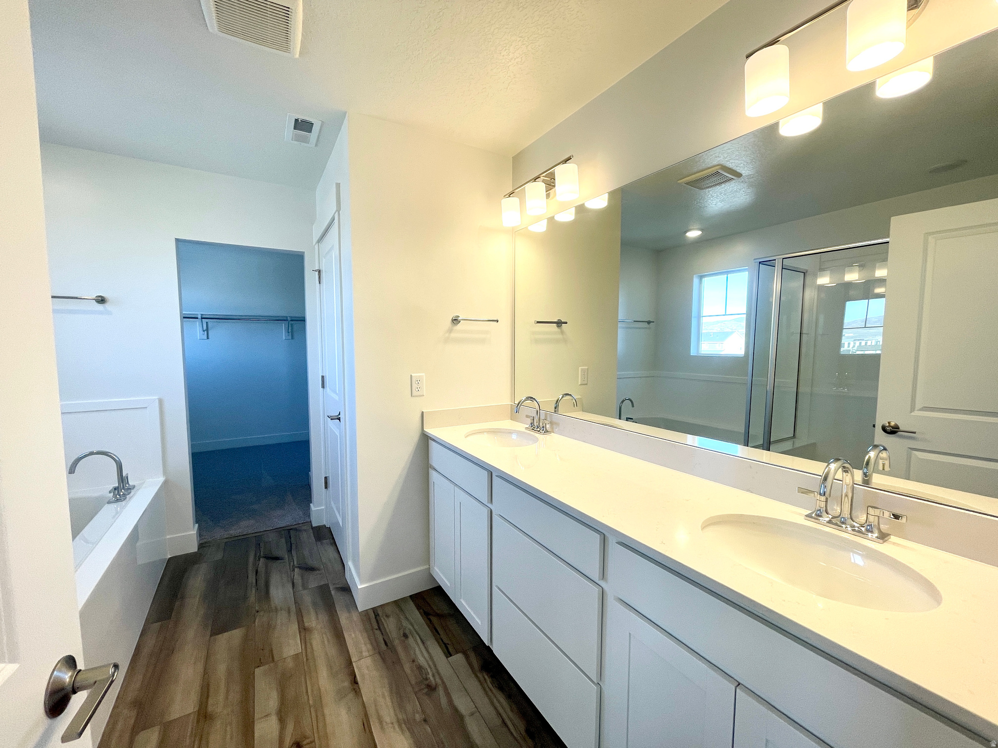 PIONEER MEADOWS - Residential