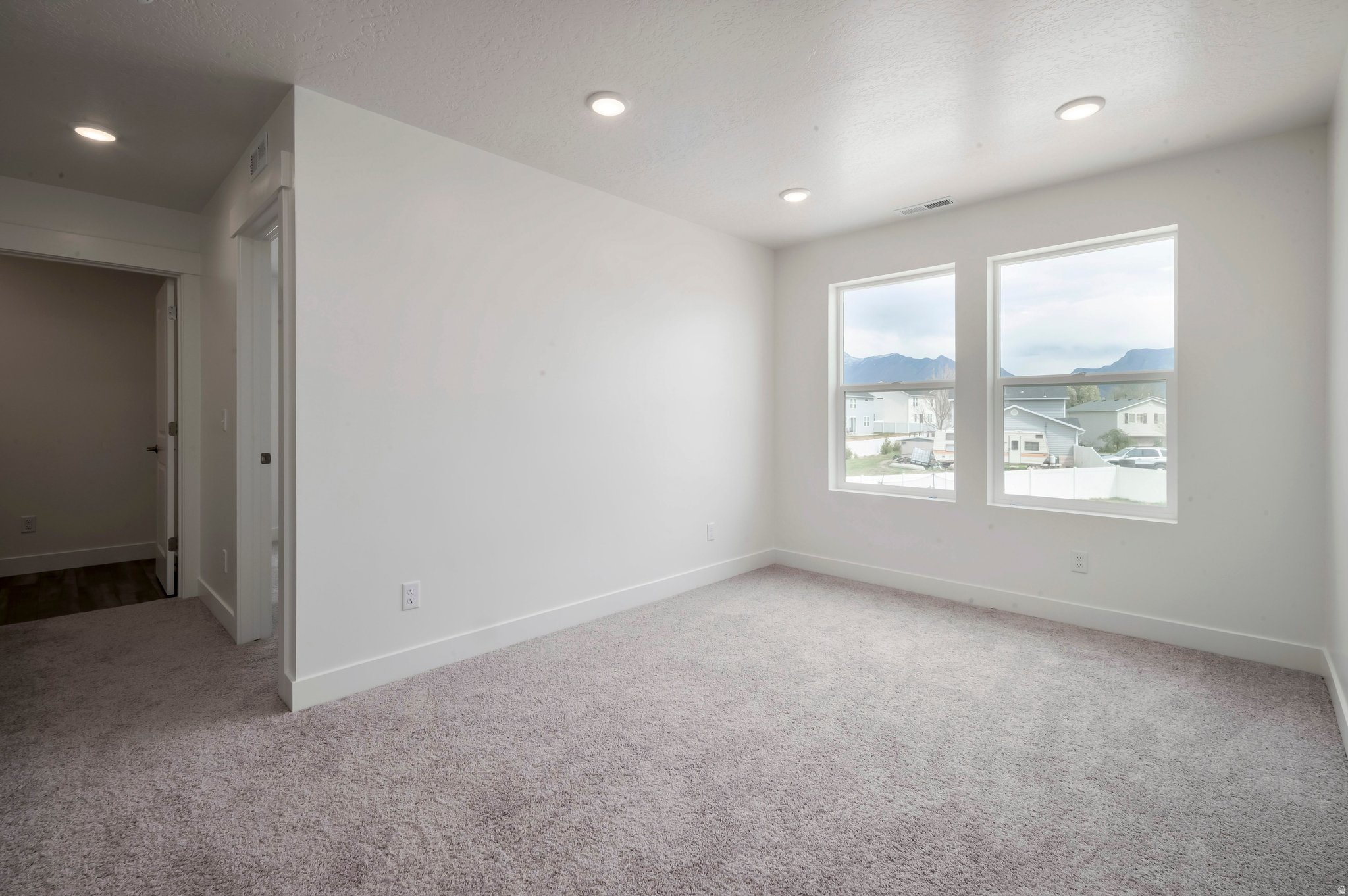 PIONEER MEADOWS - Residential