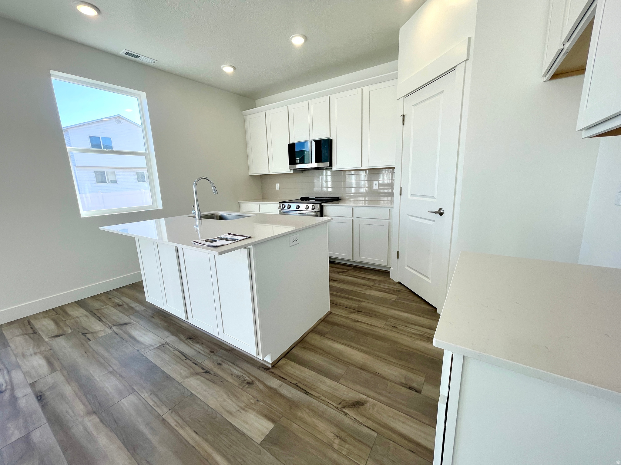 PIONEER MEADOWS - Residential