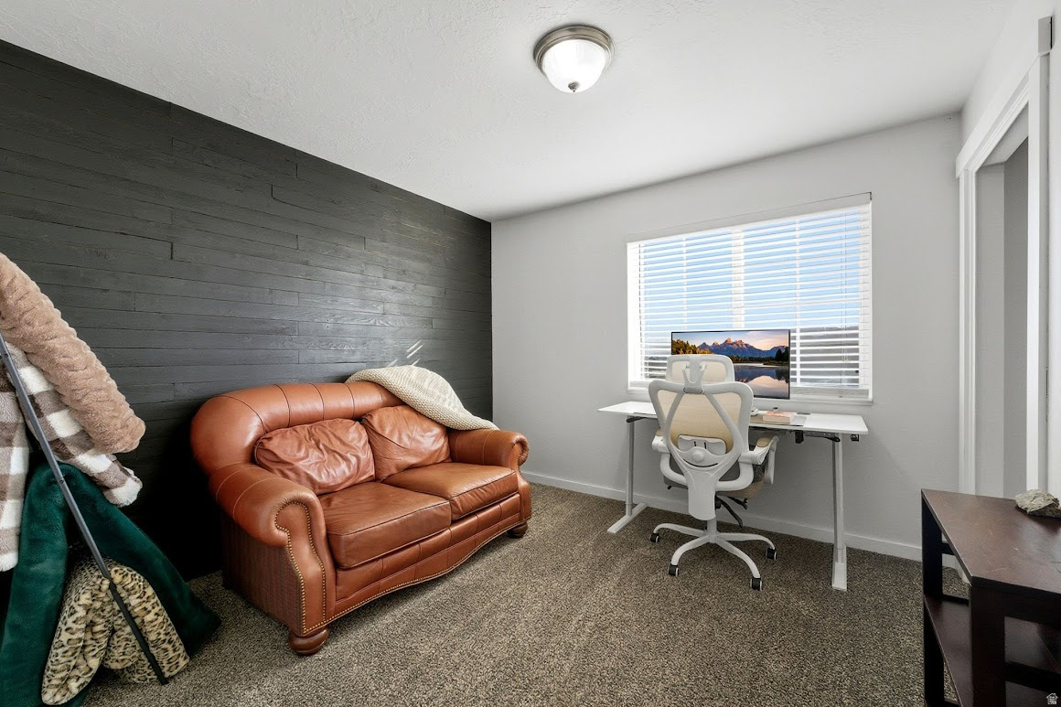 HILLCREST CONDO - Residential