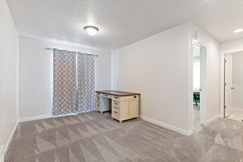 Tiny photo for 3176 N 1450 E, Layton, UT 84040 (MLS # 2137888)