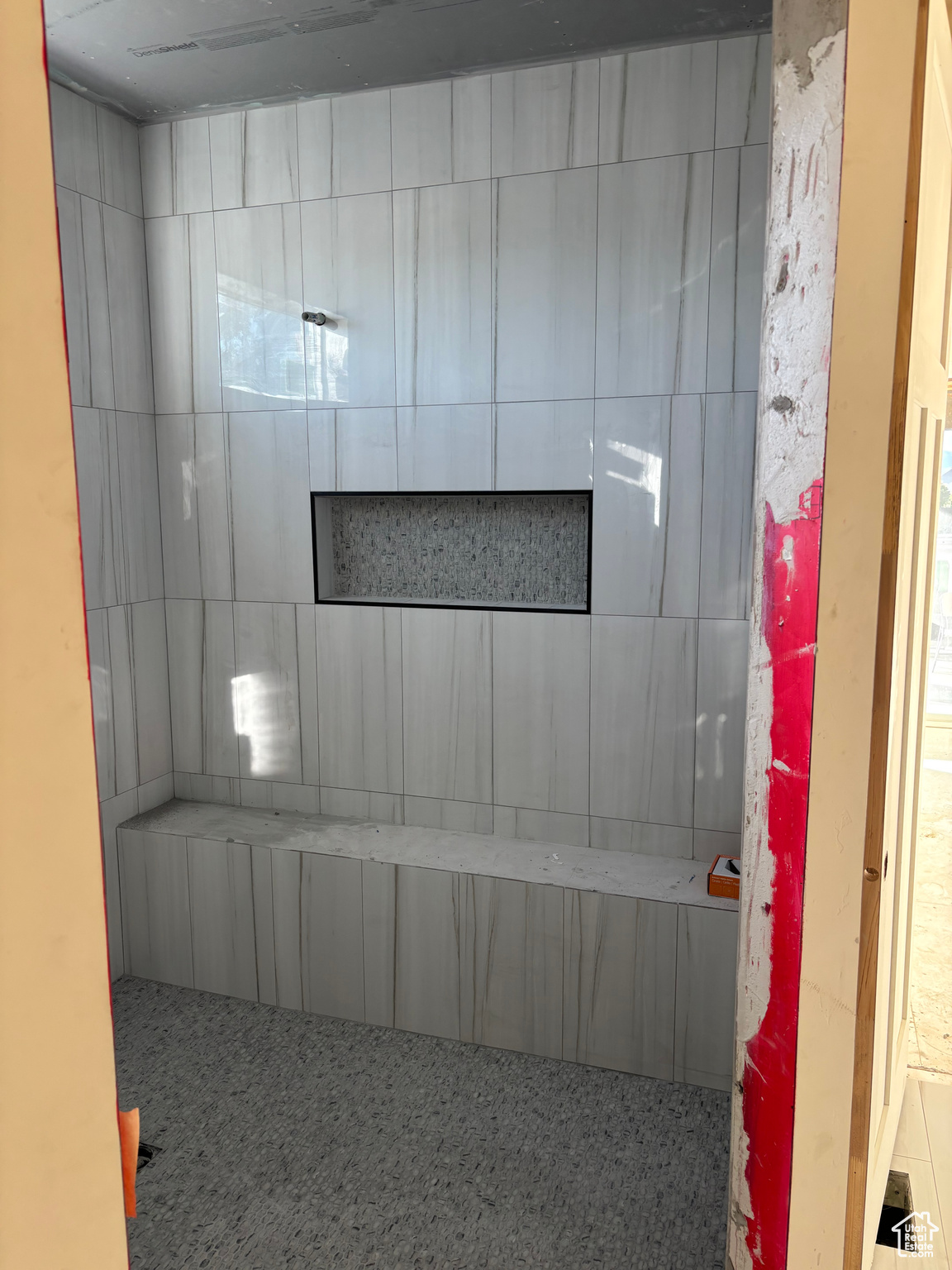 MAJESTIC HEI - Residential