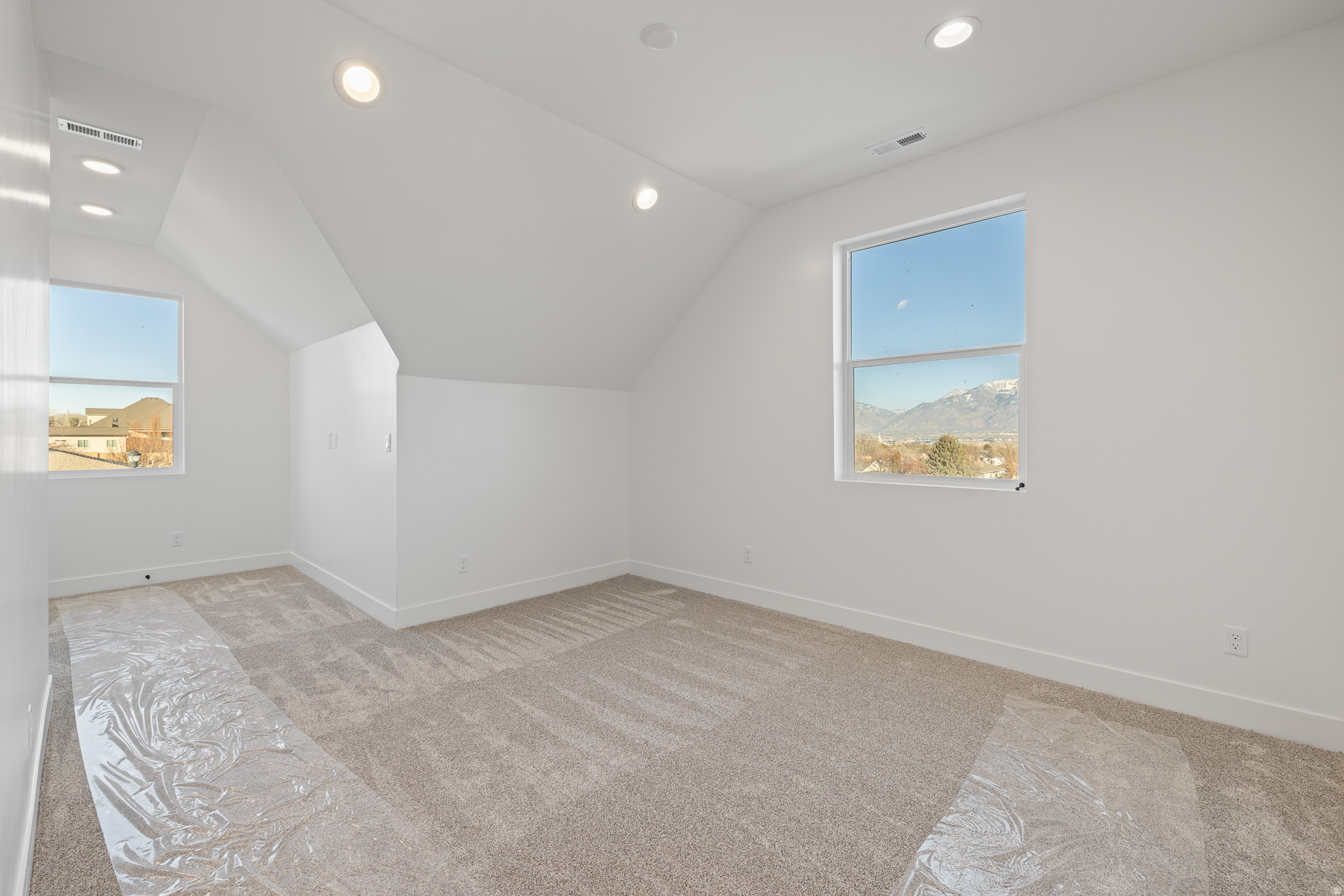 MAJESTIC HEI - Residential