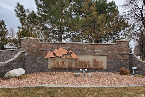 Condo For Sale - 1092 W Tithing Pl<br/> Salt Lake County, Riverton, UT 84065