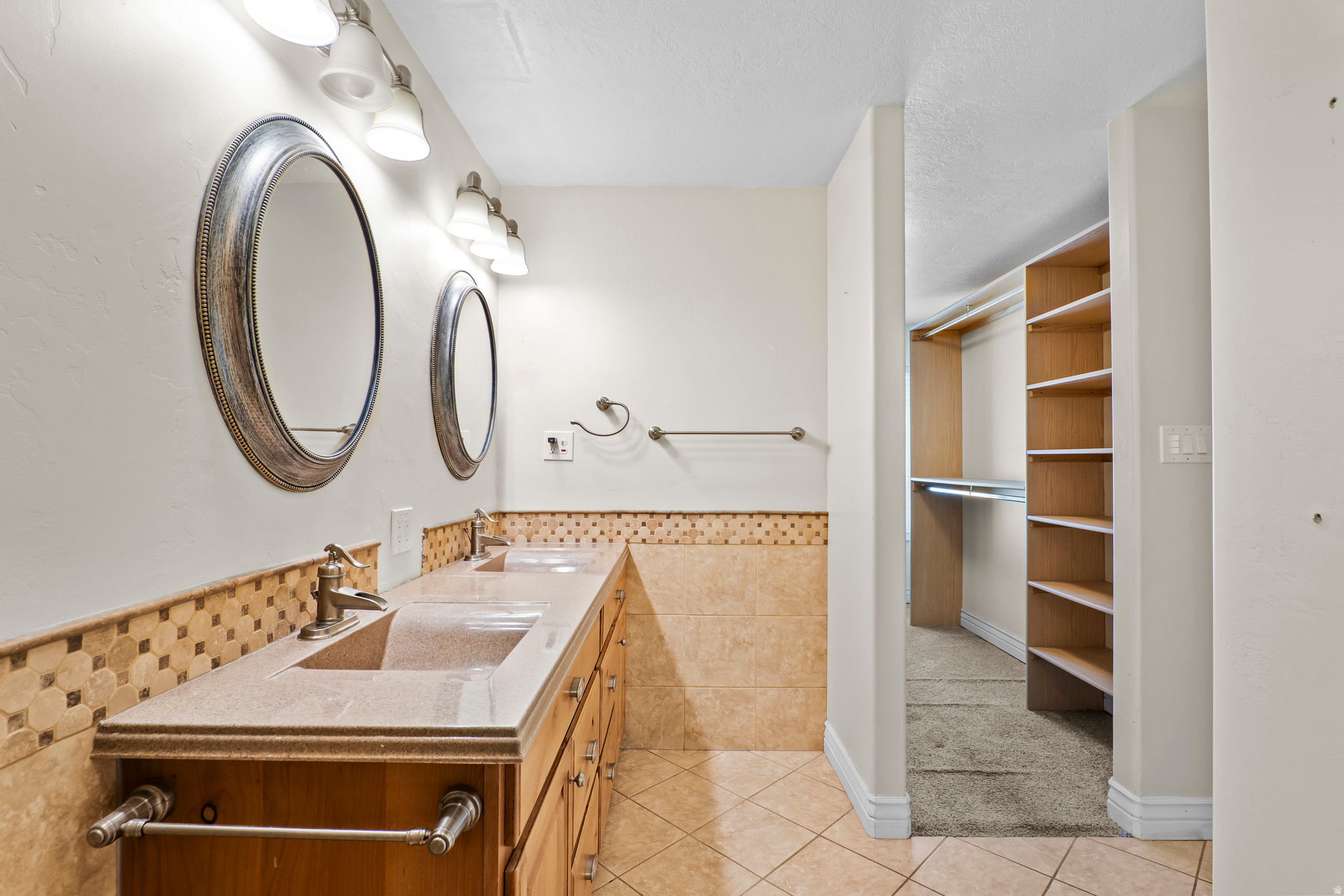 ROBINSON RANCH - Residential