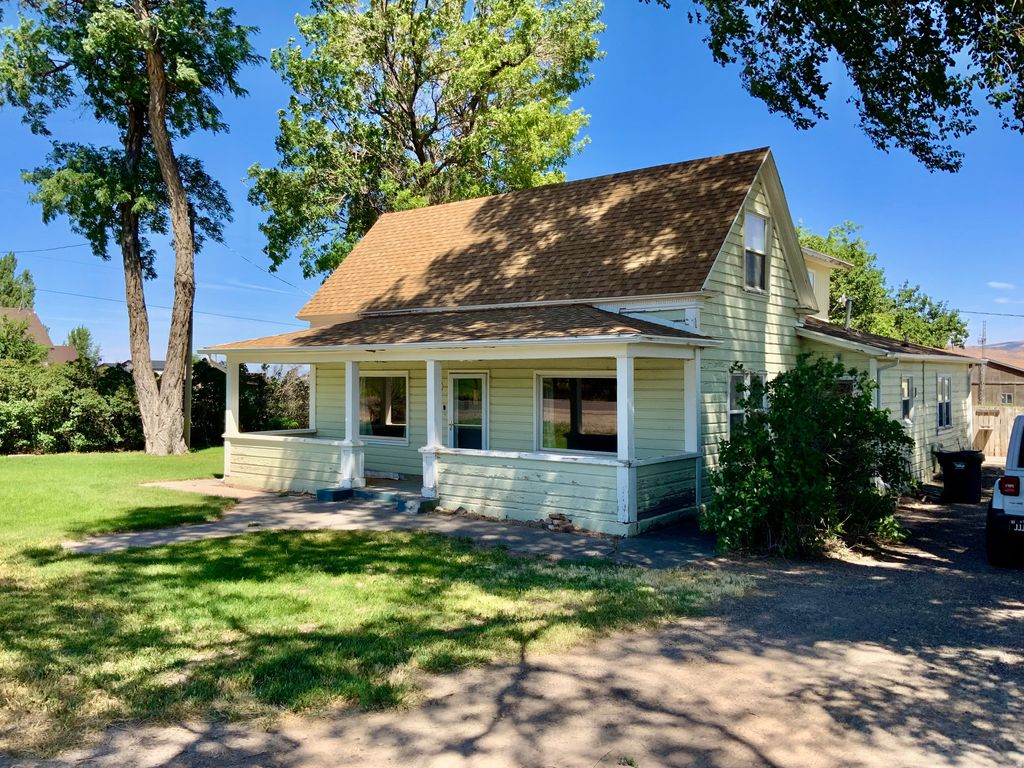 Photo of 630 N MAIN ST, Central Valley, UT 84754 (MLS # 2134972)