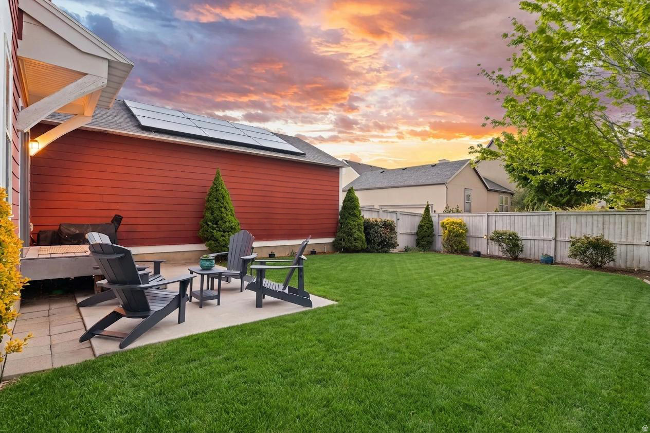 DAYBREAK - Residential