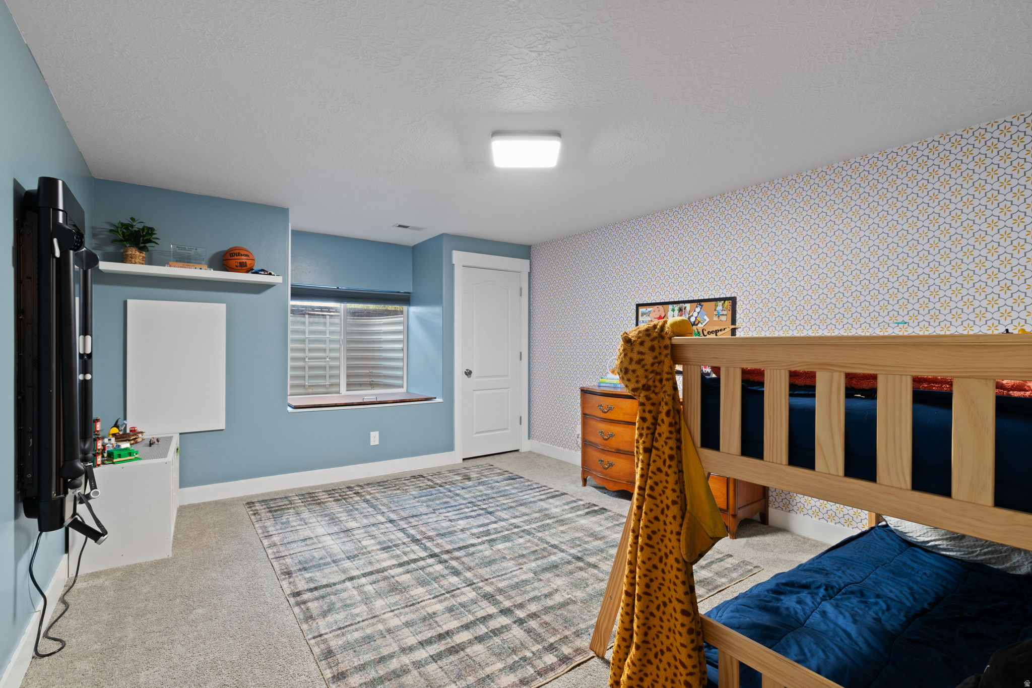 DAYBREAK - Residential