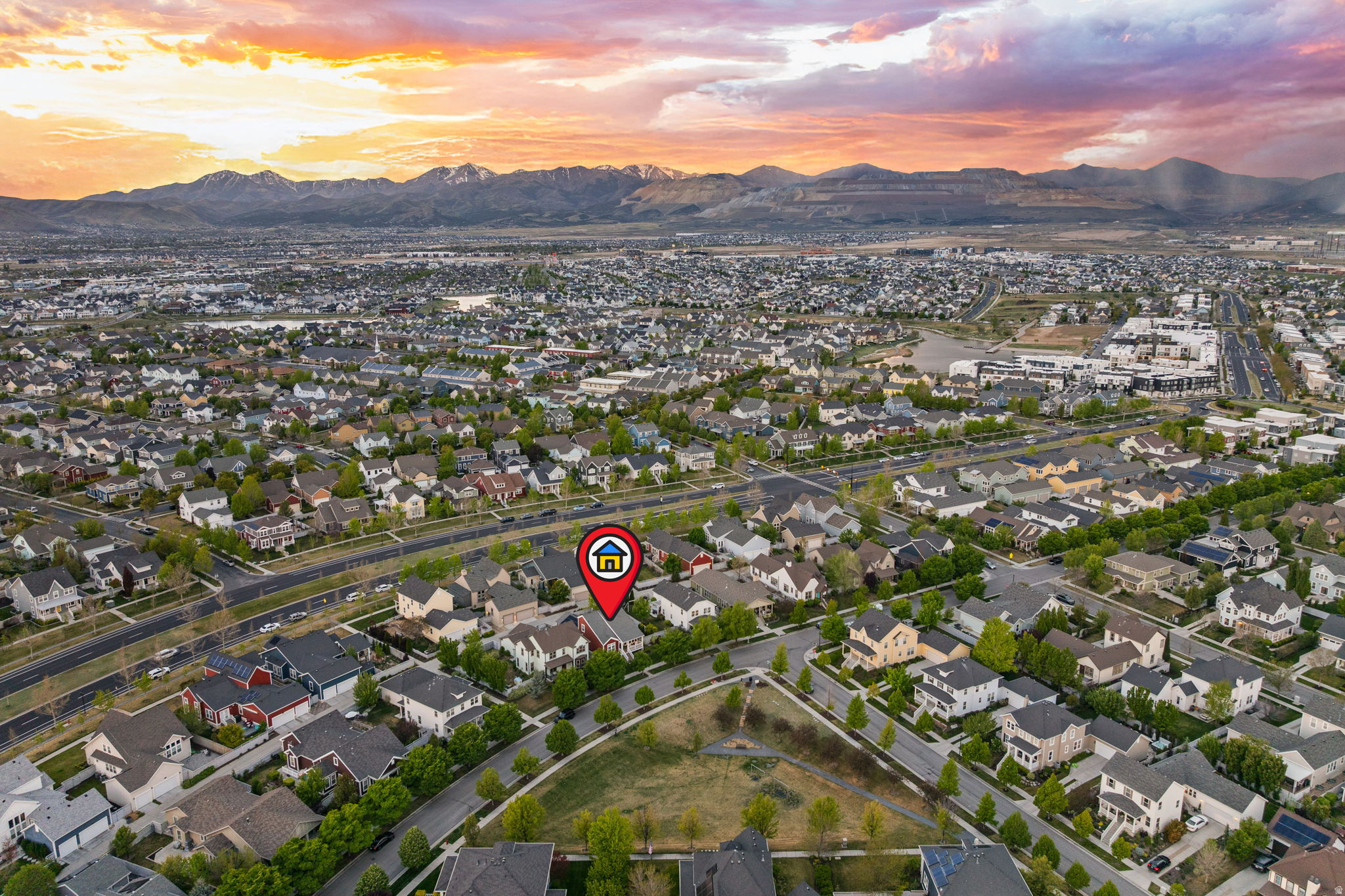 DAYBREAK - Residential