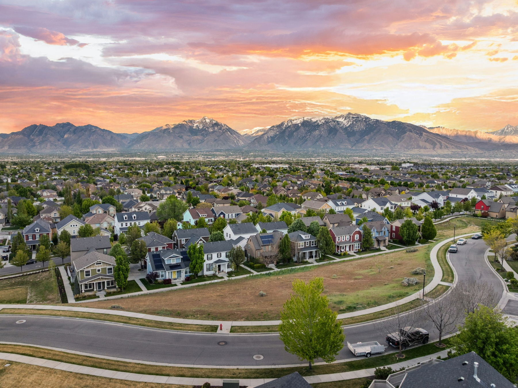 DAYBREAK - Residential