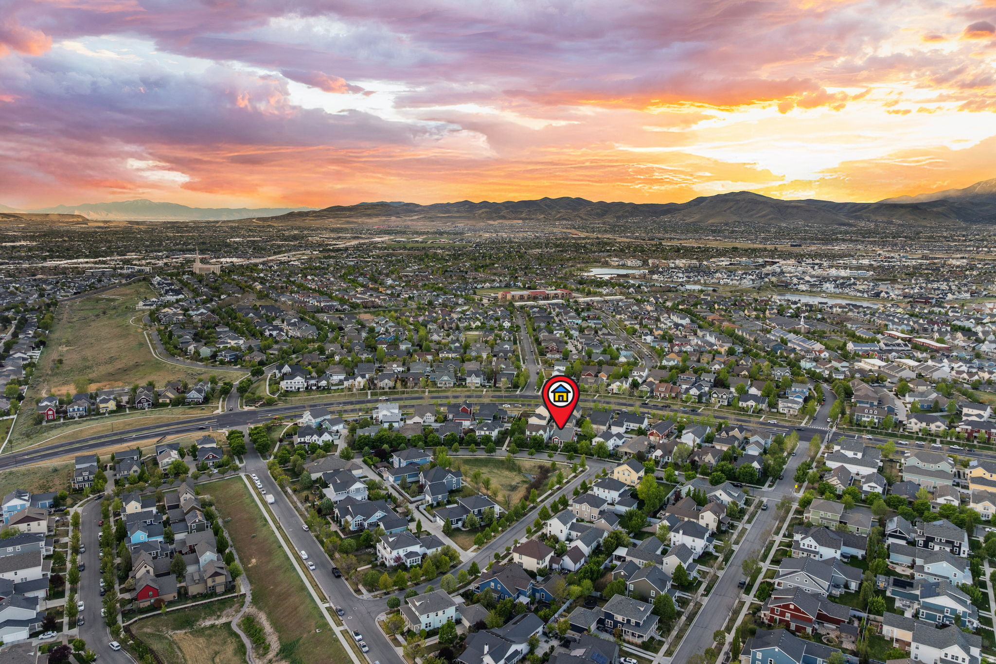 DAYBREAK - Residential