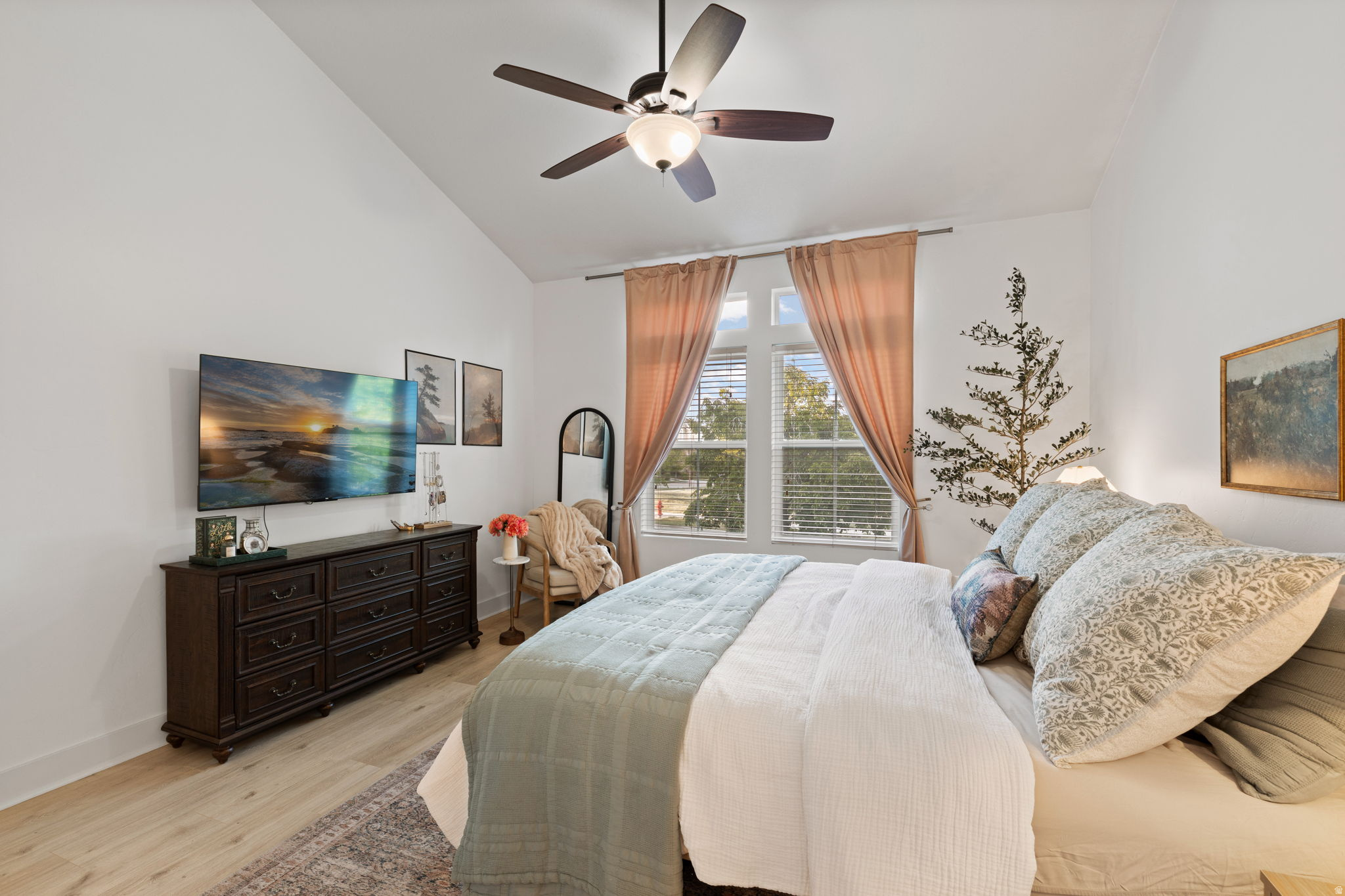 DAYBREAK - Residential