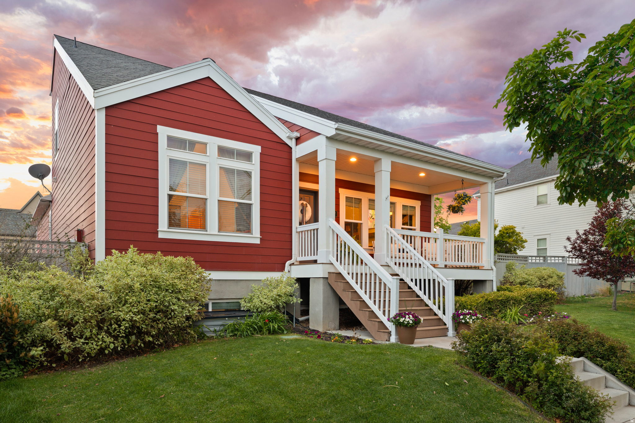 DAYBREAK - Residential