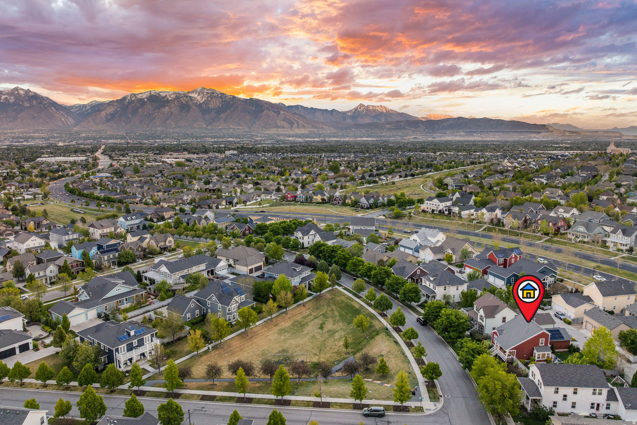 DAYBREAK - Residential