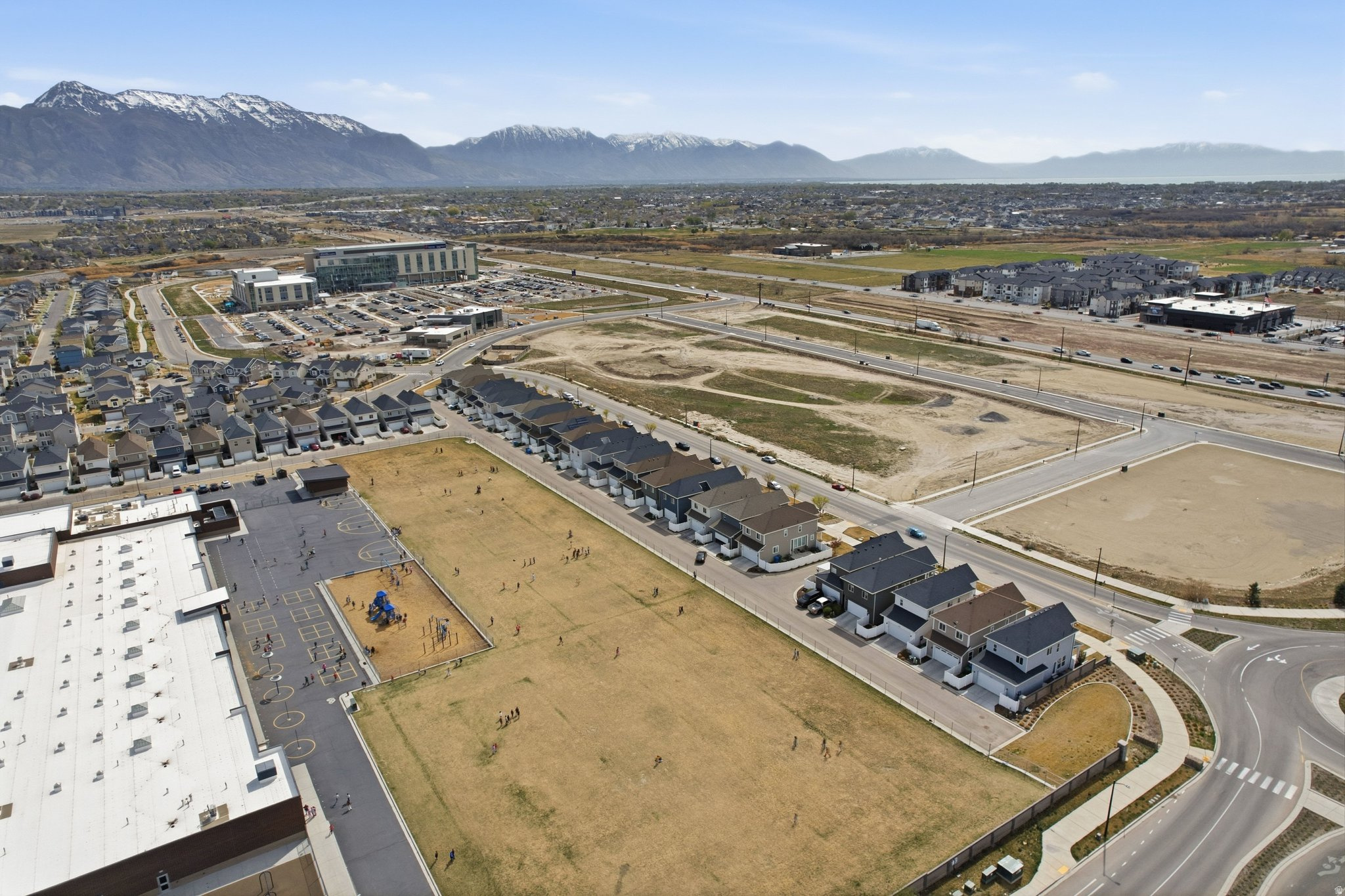 HOLBROOK FARMS - Residential