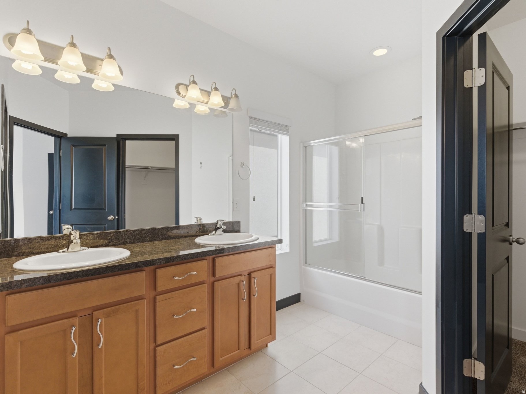 HOLBROOK FARMS - Residential