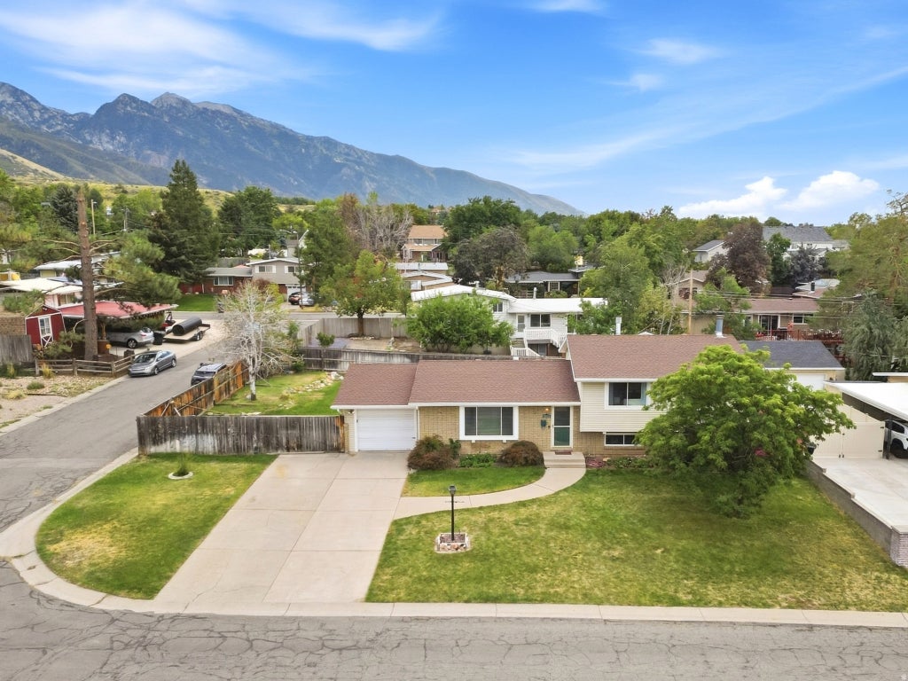 Photo of 3070 E 7145 S, Cottonwood Heights, UT 84121 (MLS # 2185923)