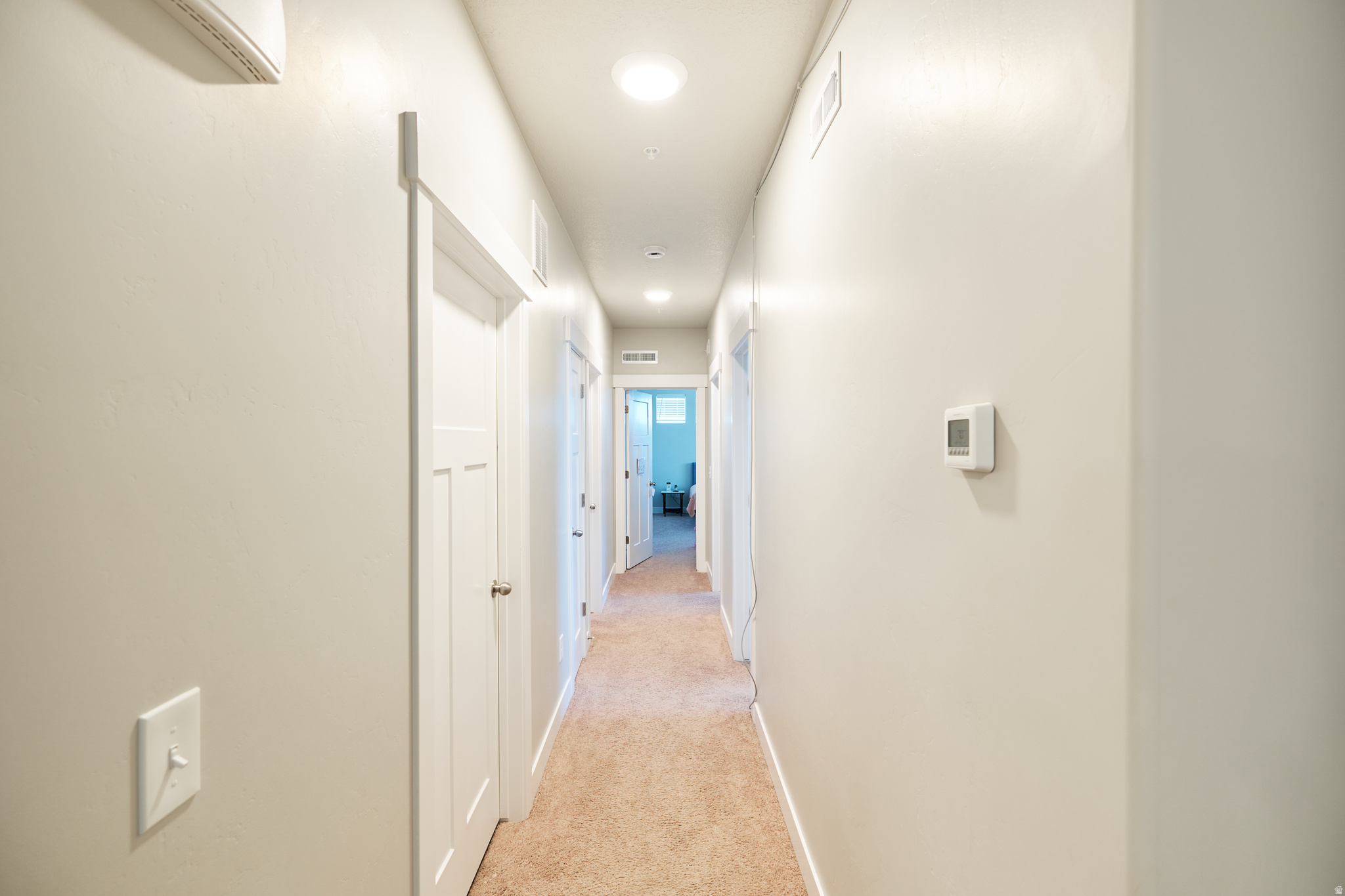 MOUNTAIN RIDGE - Residential