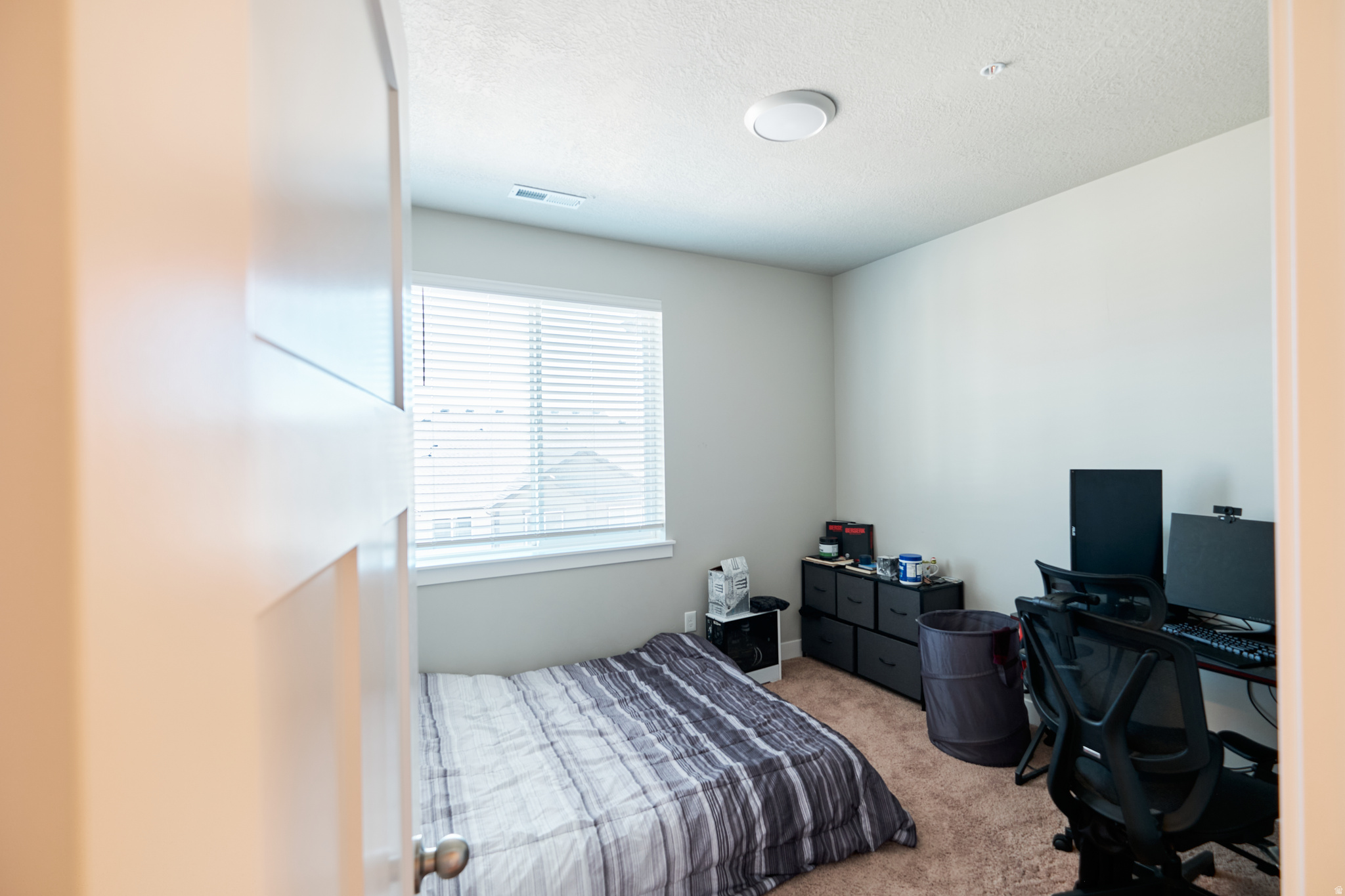 MOUNTAIN RIDGE - Residential