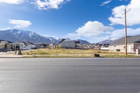 Tiny photo for 1304 S 590 E, Salem, UT 84653 (MLS # 2145316)